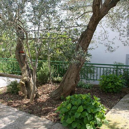 Apartments And Rooms By The Sea Zaostrog, Makarska - 2661 エクステリア 写真