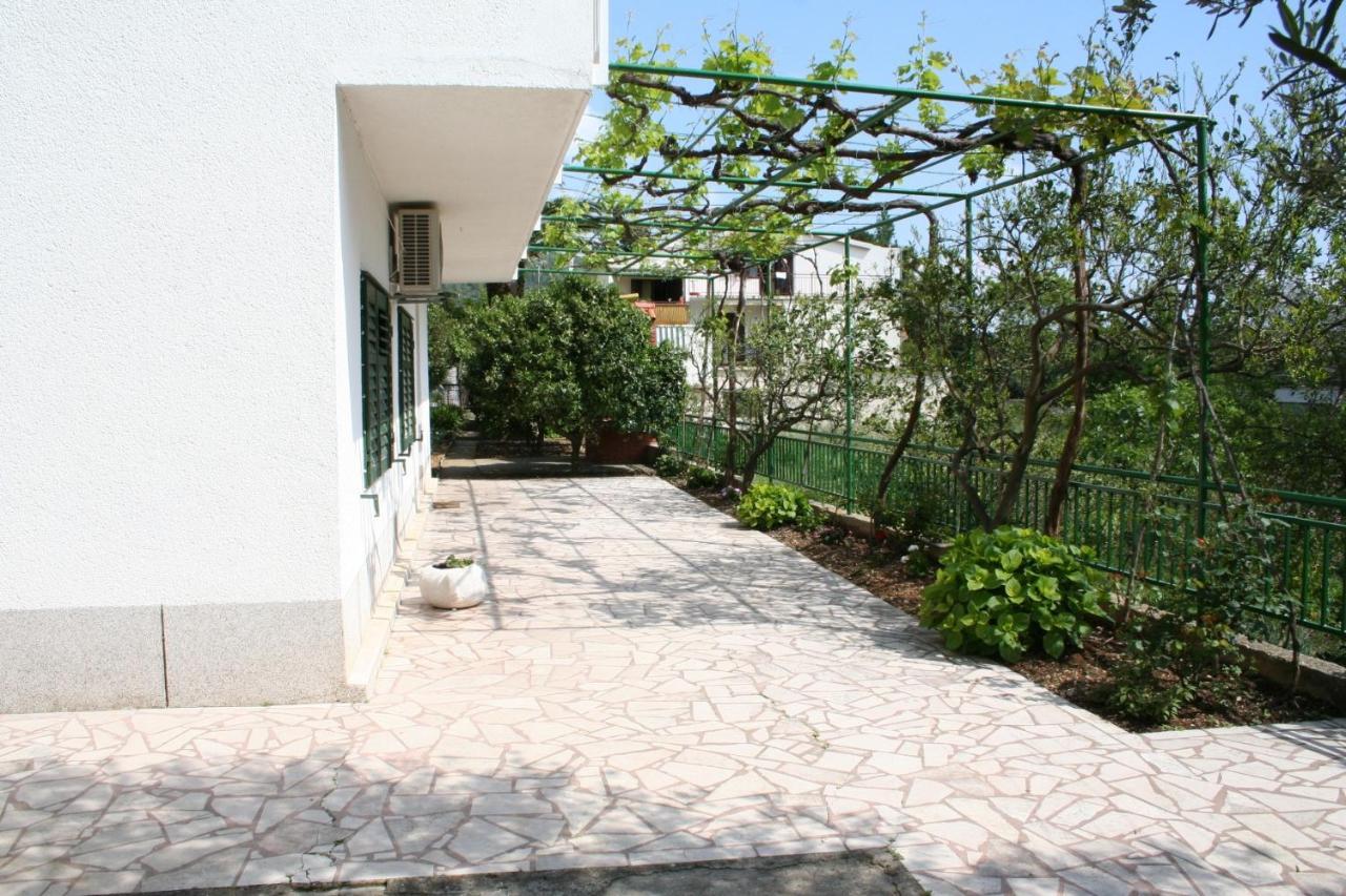 Apartments And Rooms By The Sea Zaostrog, Makarska - 2661 エクステリア 写真